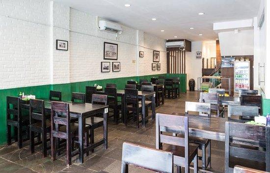 Soto Betawi Nyonya Afung